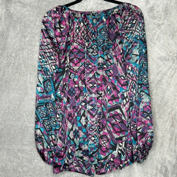 New Directions 2X Shirt Top Purple Button Up 3/4 Sleeve Keyhole Scoop Neck - Picture 4 of 6